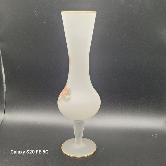 Vintage Footed White Satin Frosted Vase Made In Italy Flower Design 10” - Picture 5 of 11